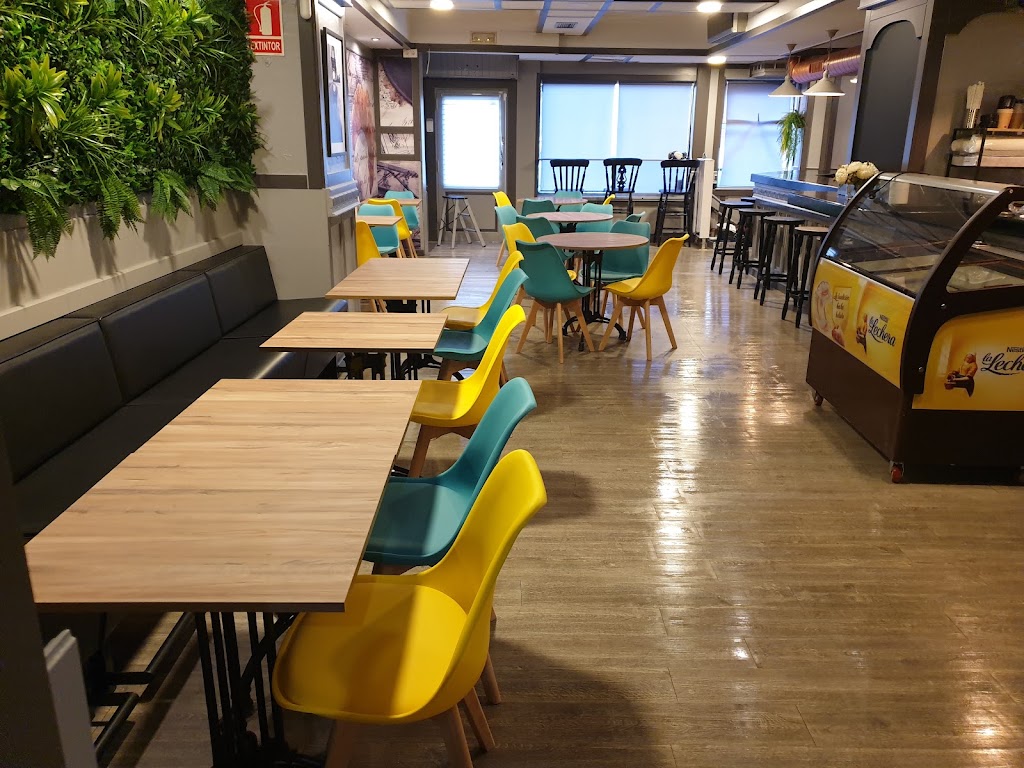 MiMoS Coffee&Brunch — Ambiente