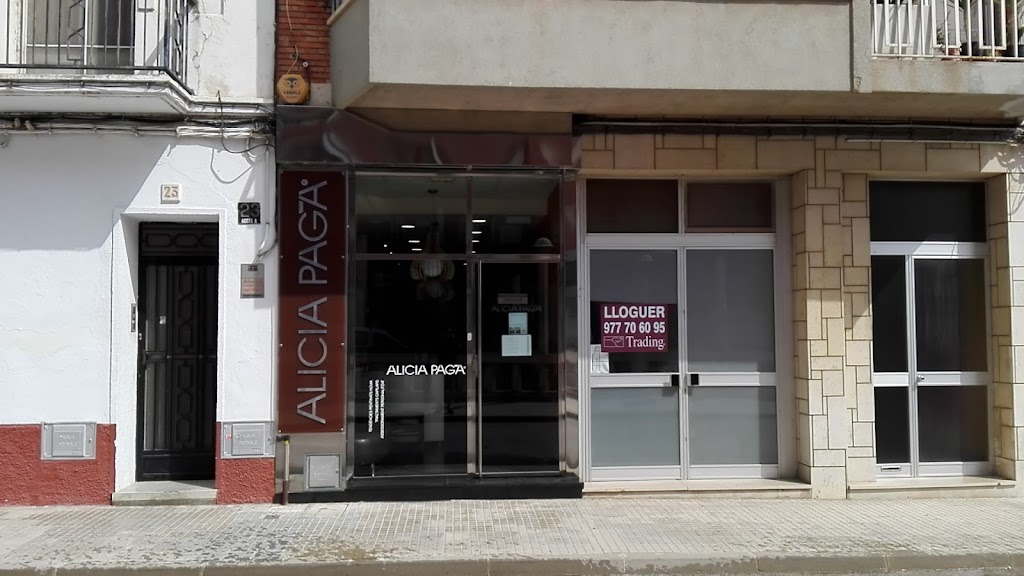 Alicia Paga Perruquers — Exterior