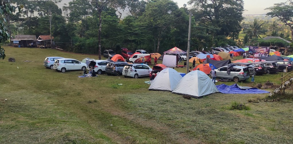 BUMI PERKEMAHAN SALAKANAGARA CIHUNJURAN