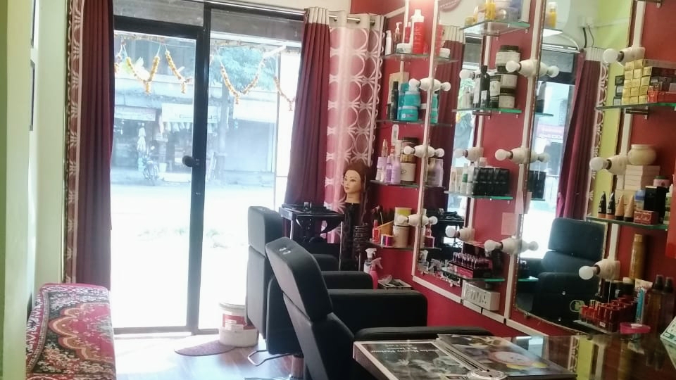 Sneha Beauty Parlour And Classes