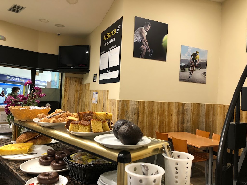 Cafeteria A Barca — Comida y bebida
