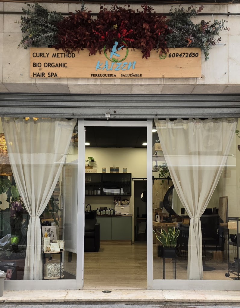 Perruqueria Kaizen — Exterior