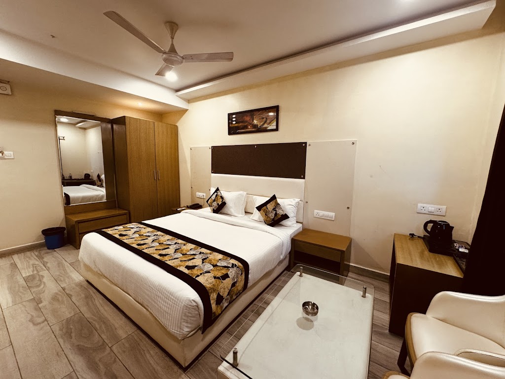 Hotel Lotus Inn