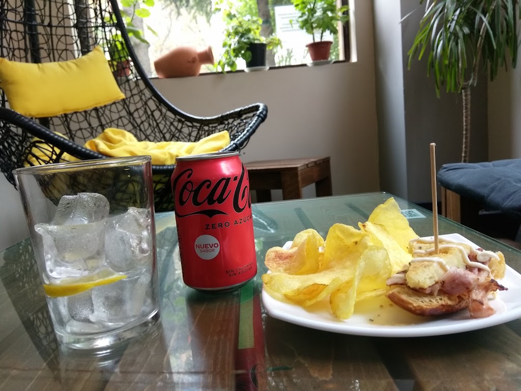 Cafe More — Comida y bebida