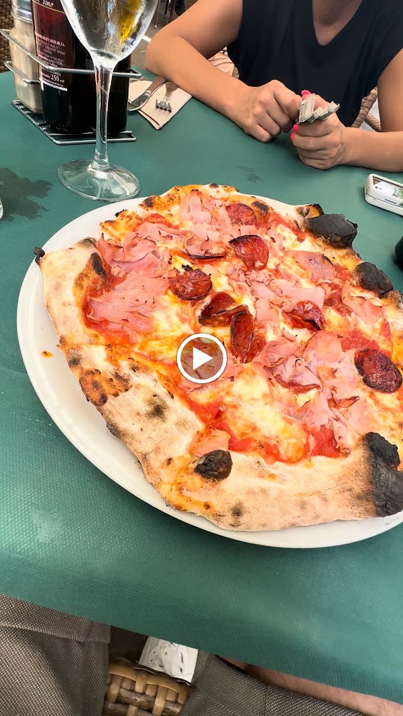 Restaurante El Rincon Toscano — Videos