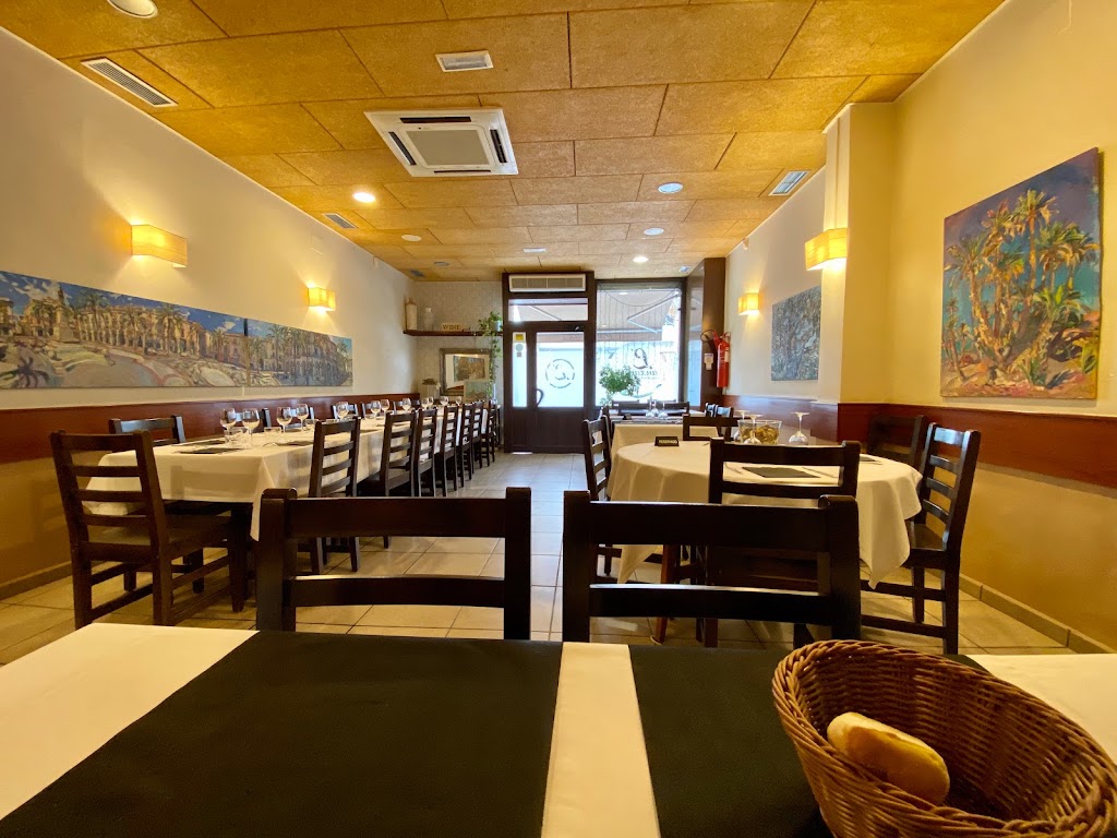 Restaurant L' Anxaneta — Ambiente