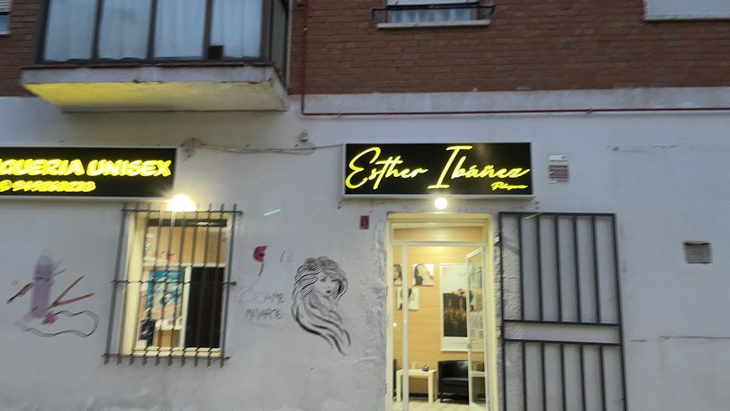 Esther Ibanez — Exterior