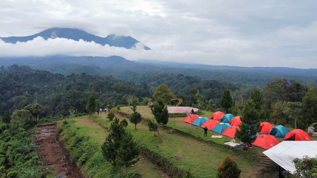 Camping Ground & Cafe Puncak Sekawan