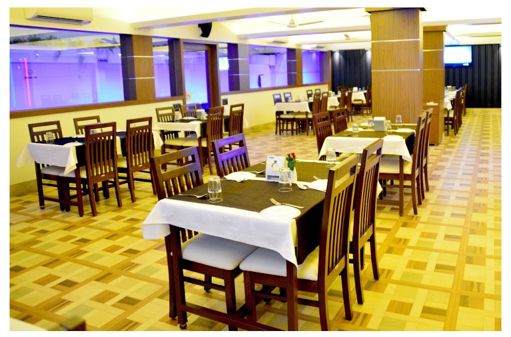 Kozy Fine Dine Restaurant Bar