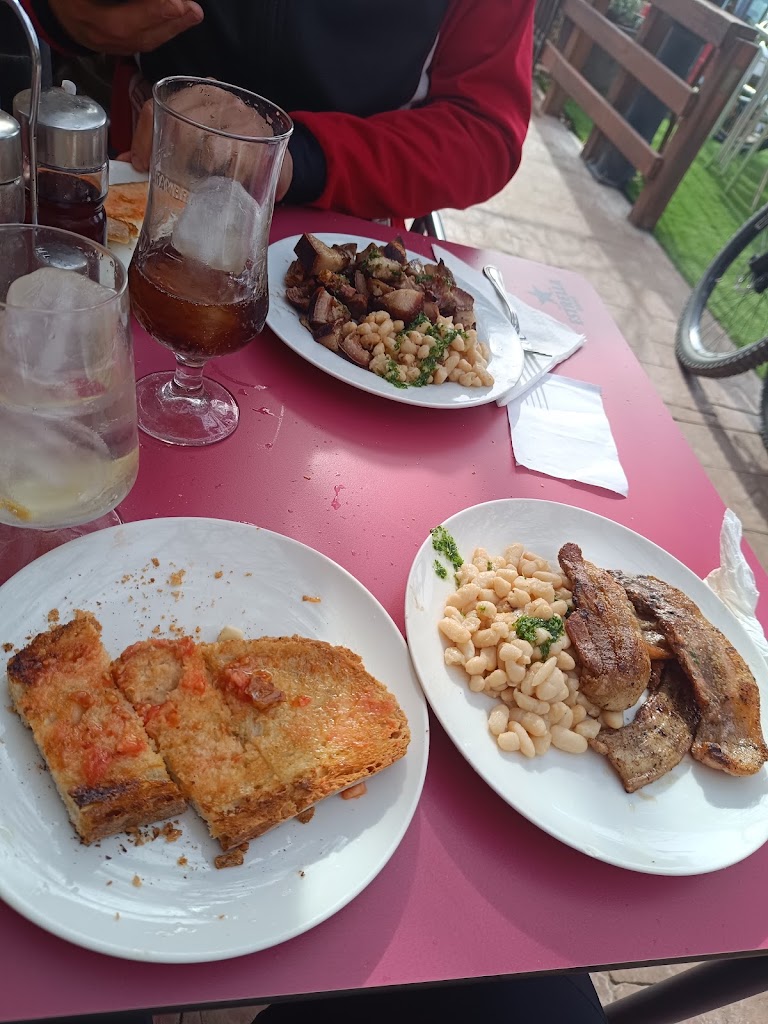Slow food an family — Comida y bebida