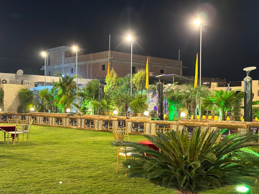 Hotel Ratan Royal Inn