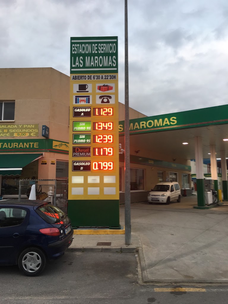 Estacion de Servicio Las Maromas — Exterior