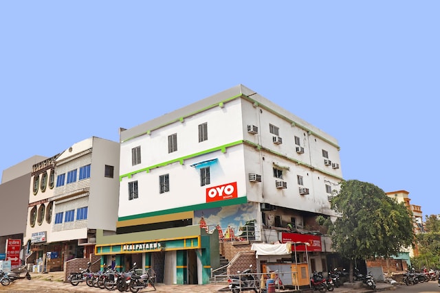 Oyo Hotel Kalpataru