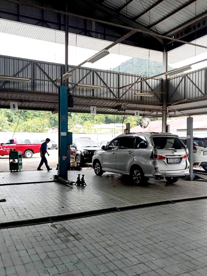 Anzon Toyota Singkawang
