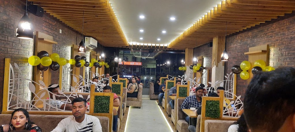 Eat Restaurant Puri Veg Nonveg