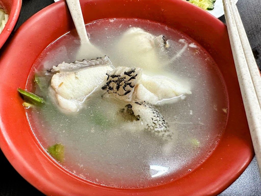黑祥鮮魚湯 的照片