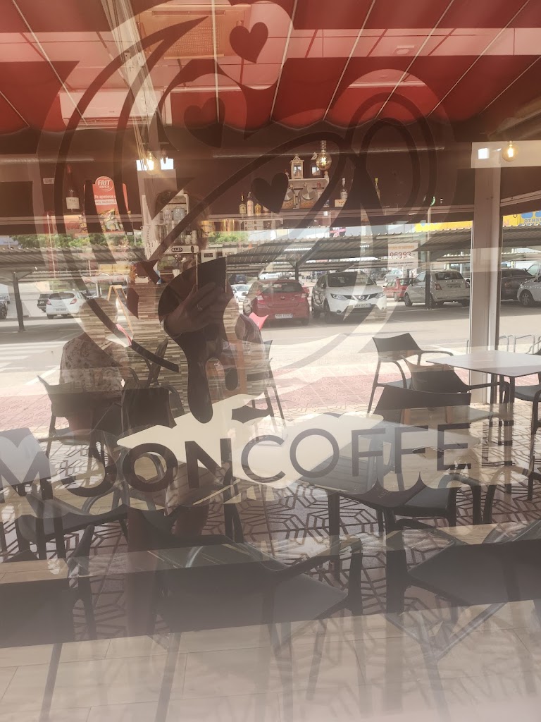 Mooncoffee Cafeteria Bocateria — Ambiente