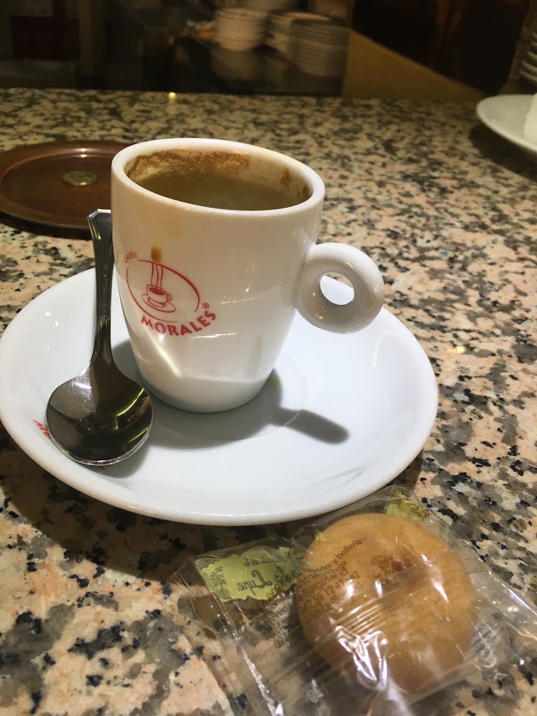 Cafeteria El Maragato — Cafe