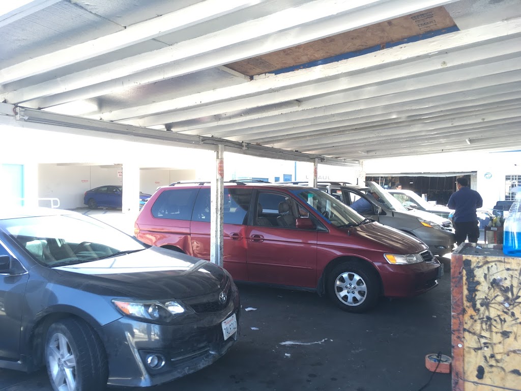 AD Auto Glass in Garden Grove