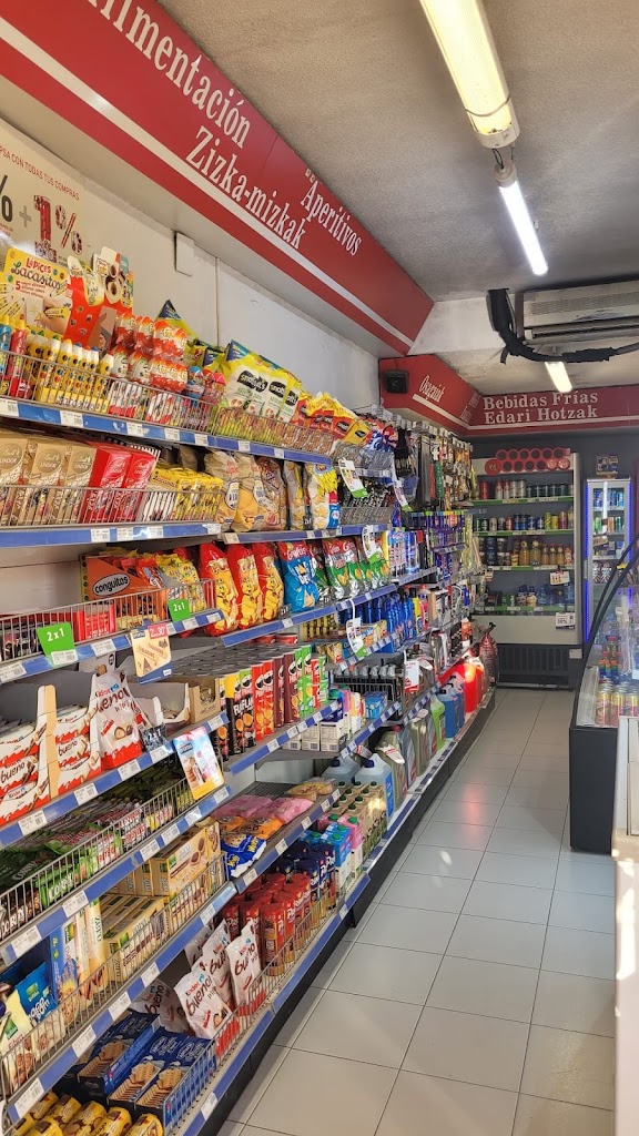 Estacion de servicio Cepsa — Interior