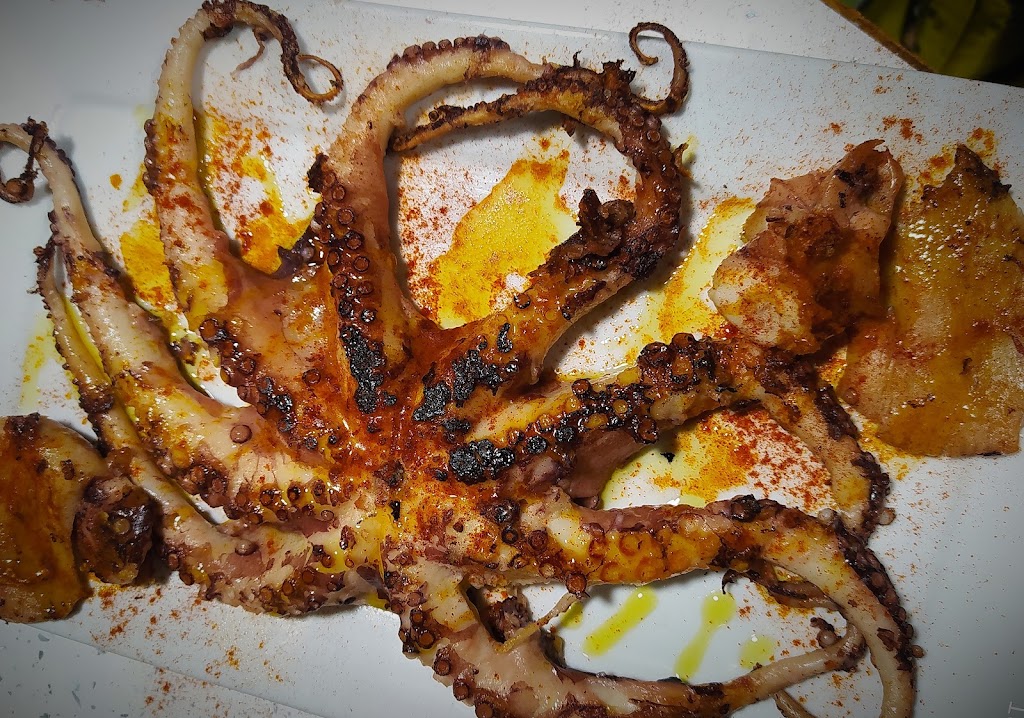 Bar Mancebo — Comida y bebida