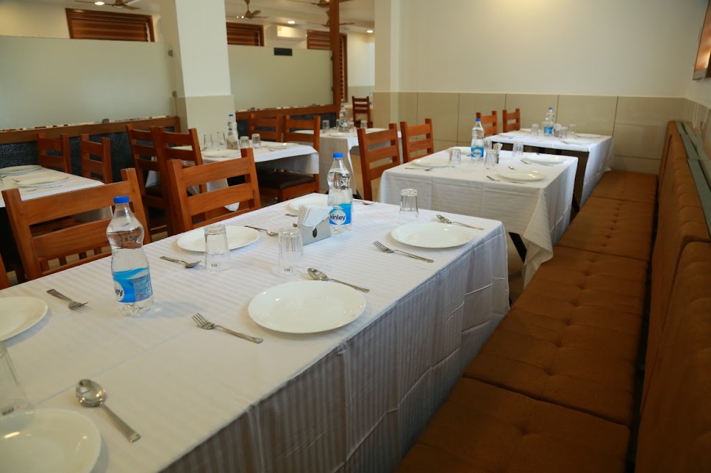 Balaji Mumbai Tadka Veg And Non Veg Restuarant