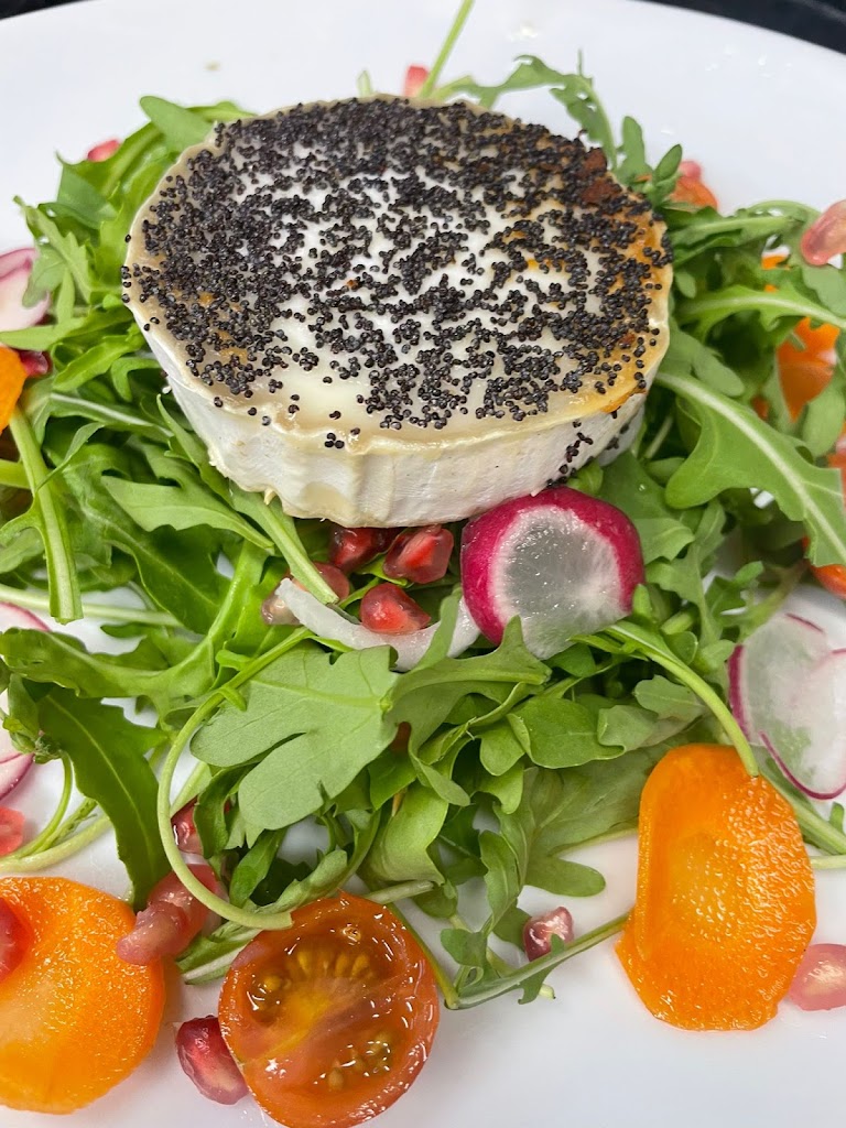 La Proa Restaurant — Comida y bebida