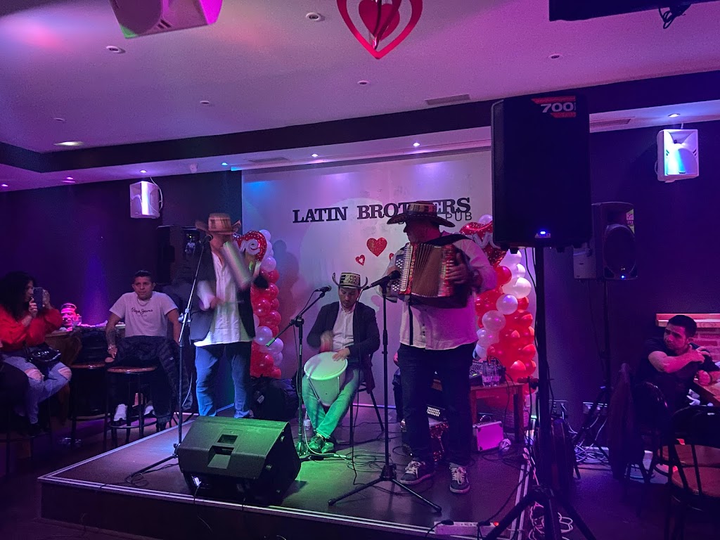 DISCO PUB LANTIN BROTHERS