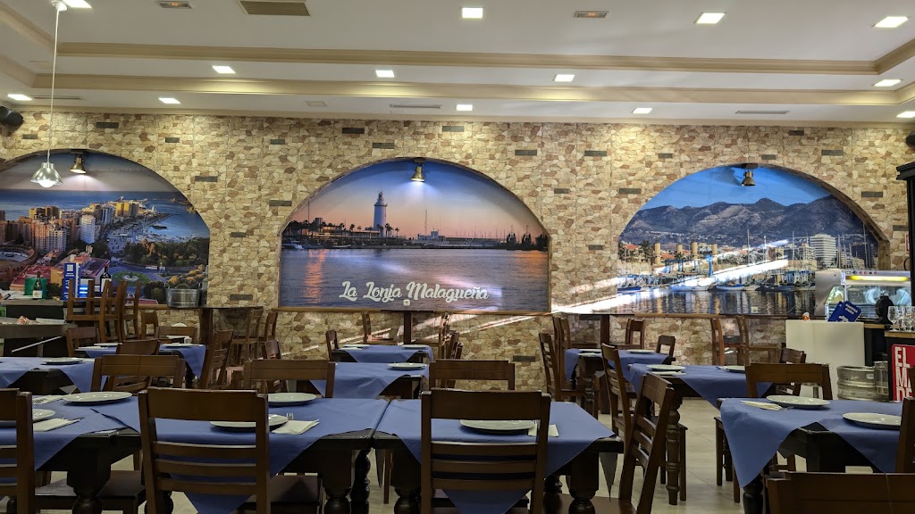 Marisqueria La Lonja Malaguena — Ambiente