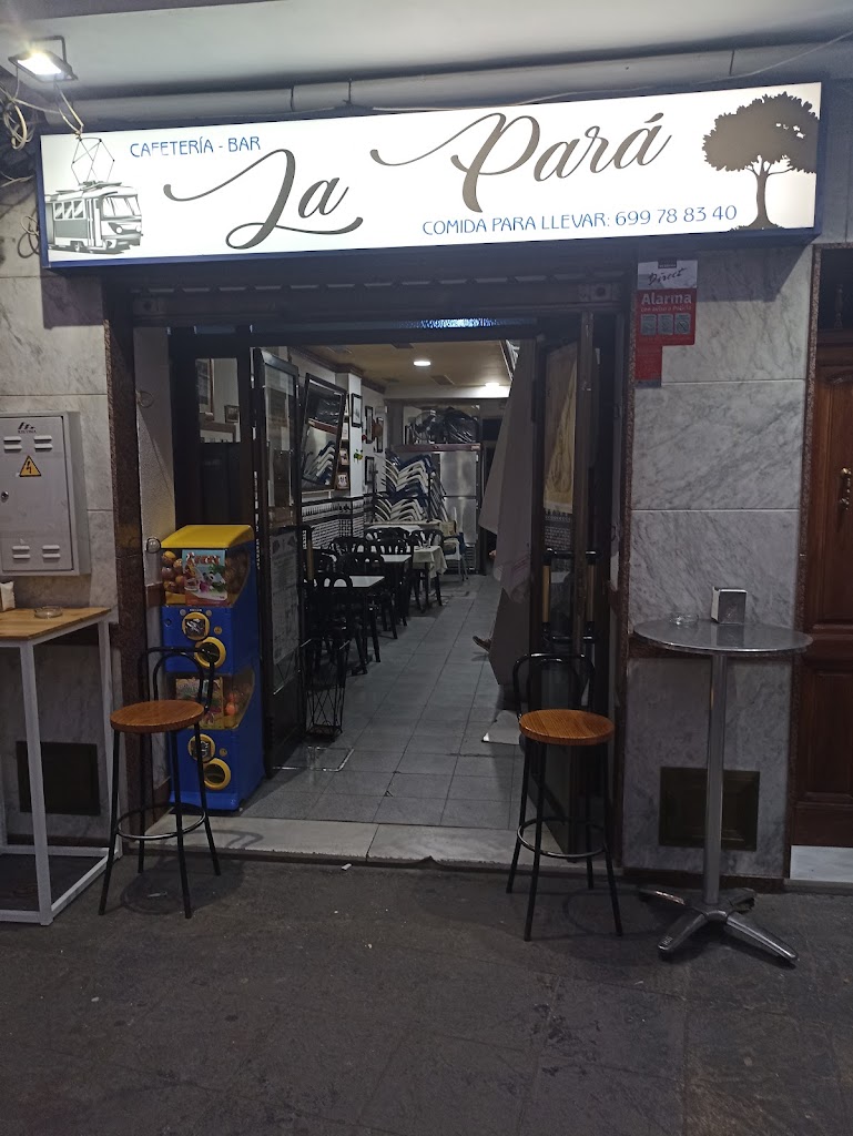 Bar cafeteria la PARA' . Avenida de Andalucia 151coria del Rio