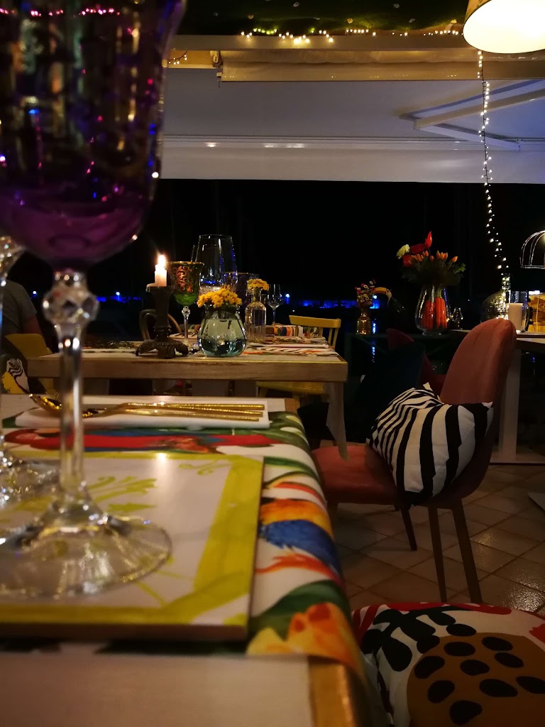 Mi vida restaurante mogan — Comida y bebida
