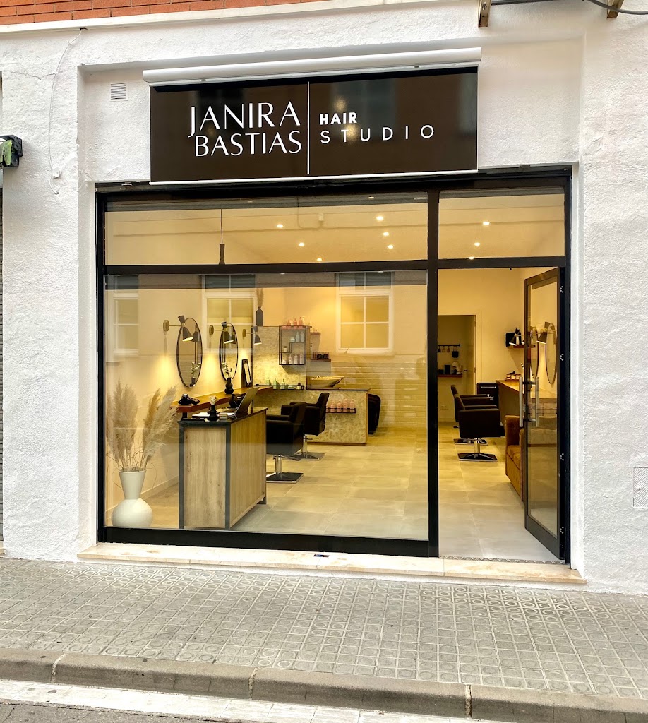 Janira Bastias Hair Studio — Exterior