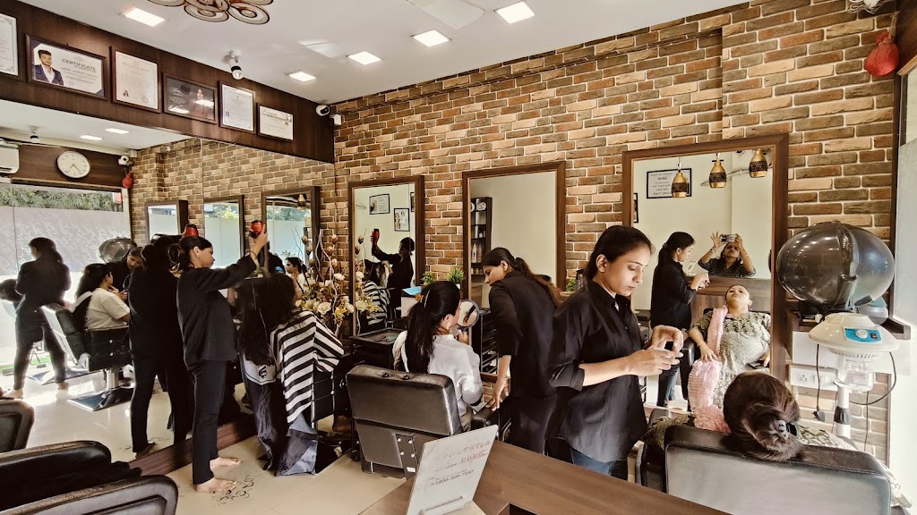 Just4U Beauty Salon Women S Only