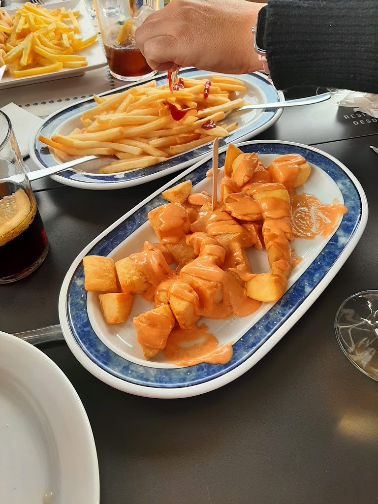 Garfil — Comida y bebida
