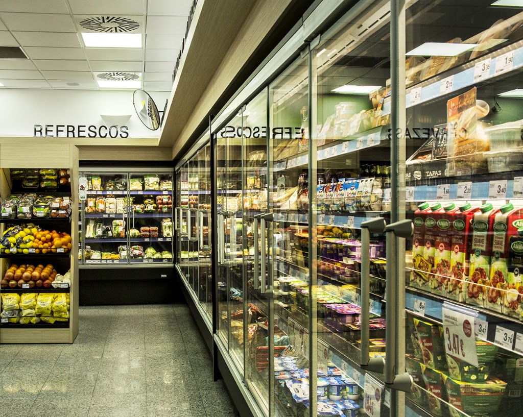 Estacion de Servicio Repsol — Interior