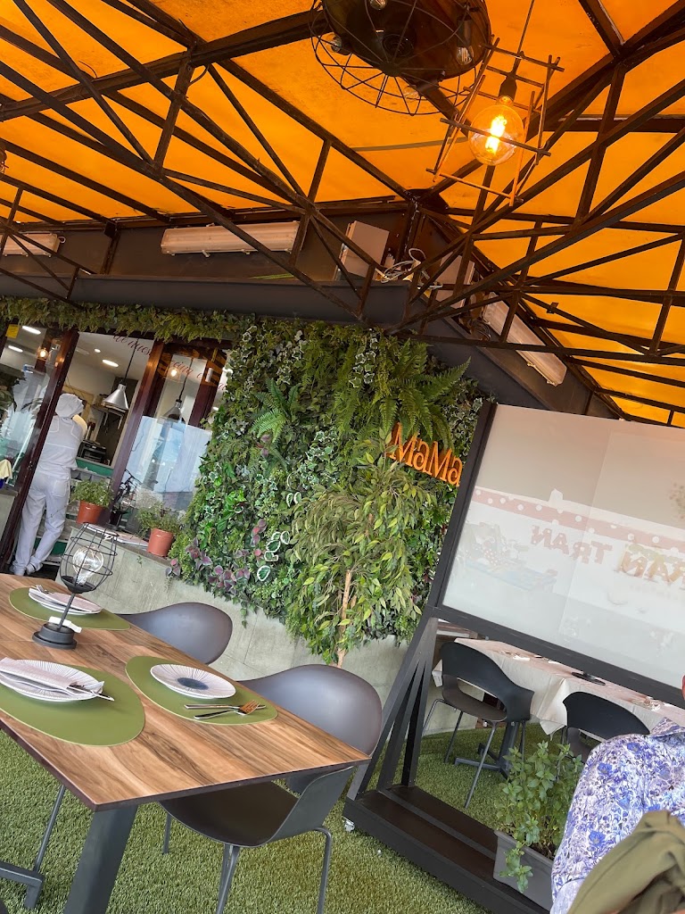 Restaurante Mama Gastro Adventure — Ambiente