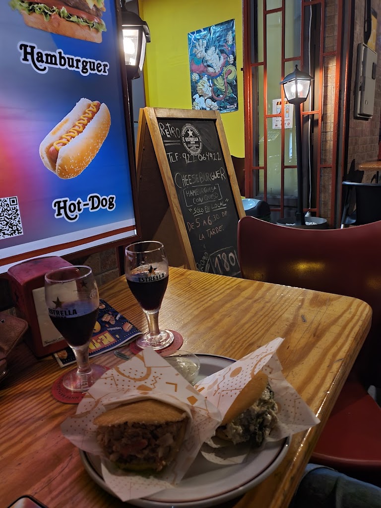 Los Realjos, Re-tro — Comida y bebida
