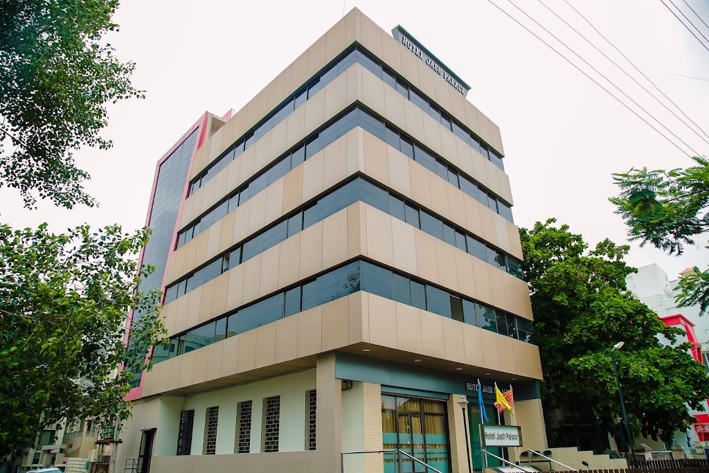 Hotel Jash Palace