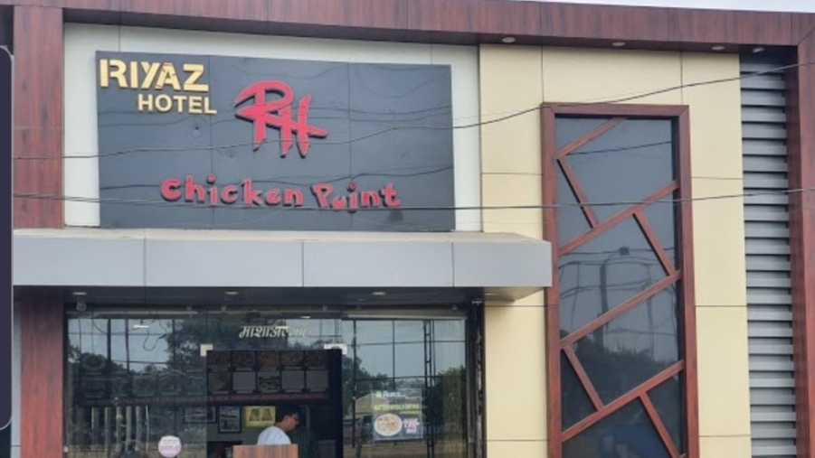 Rh Chicken Point Riyaz Hotel 1953