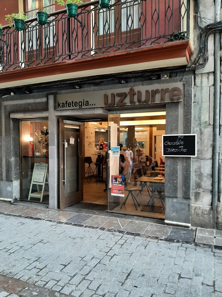 Uzturre kafetegia