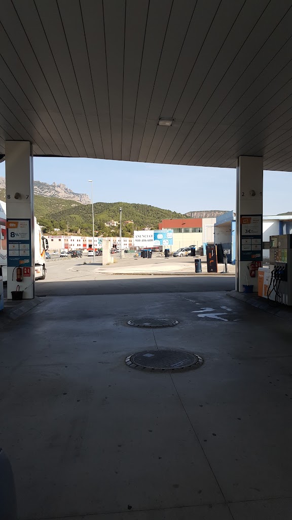 Estacion de Servicio Repsol — Surtidor de combustible