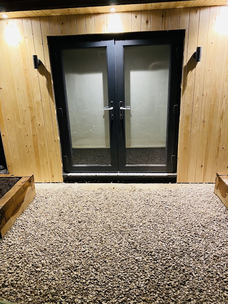 The Health And Beauty Lounge