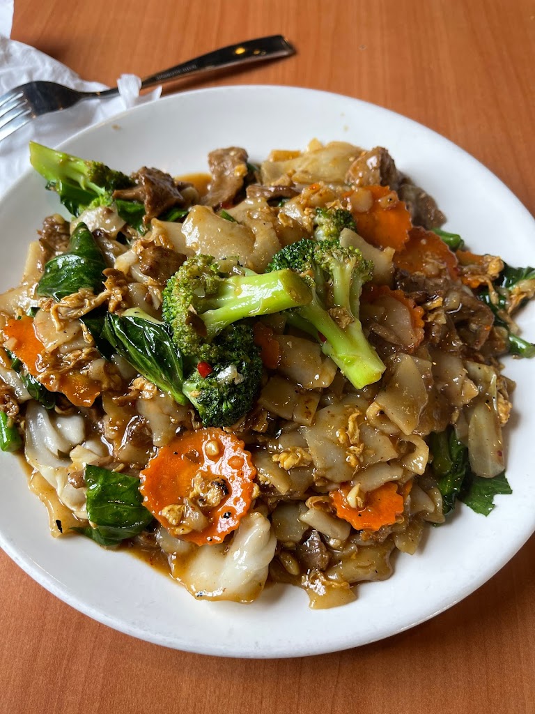 Phaya Thai Street Food