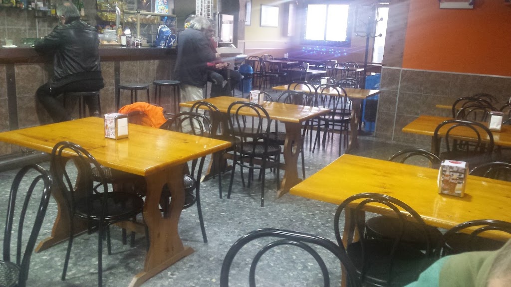 Bar restaurante Montcau — Ambiente