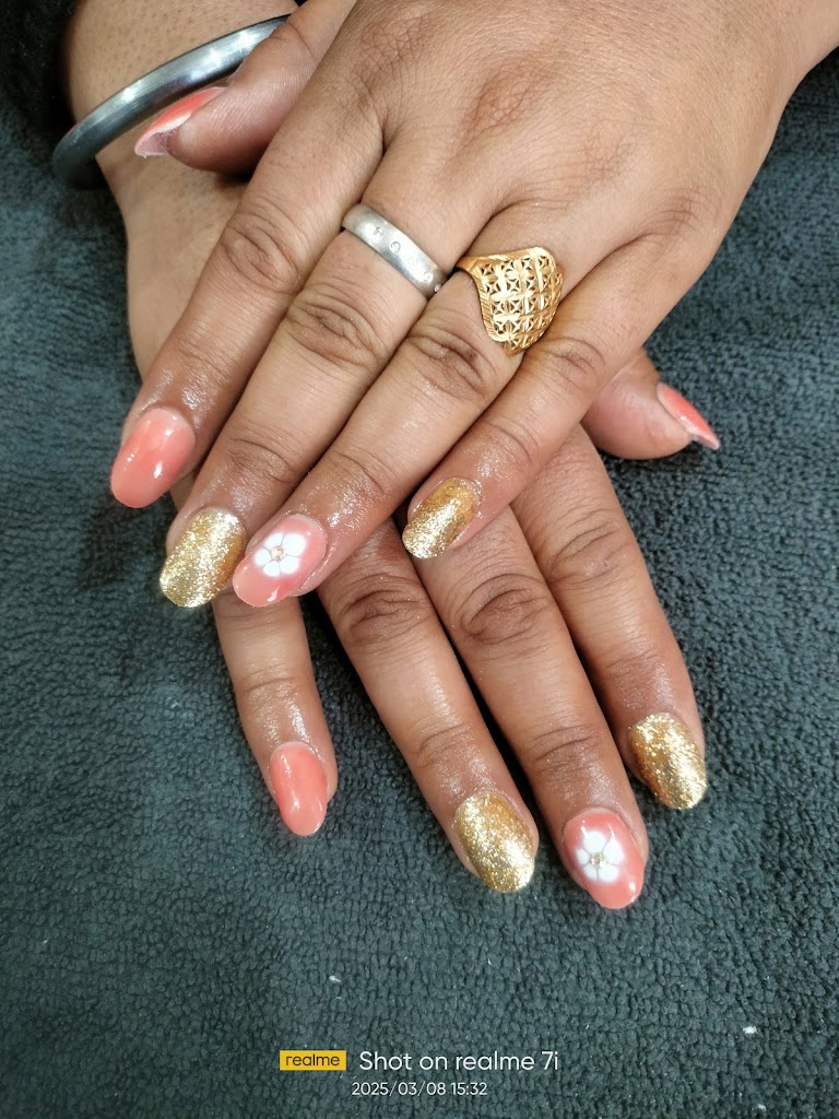 Super Shine Make Up Studio And Academy