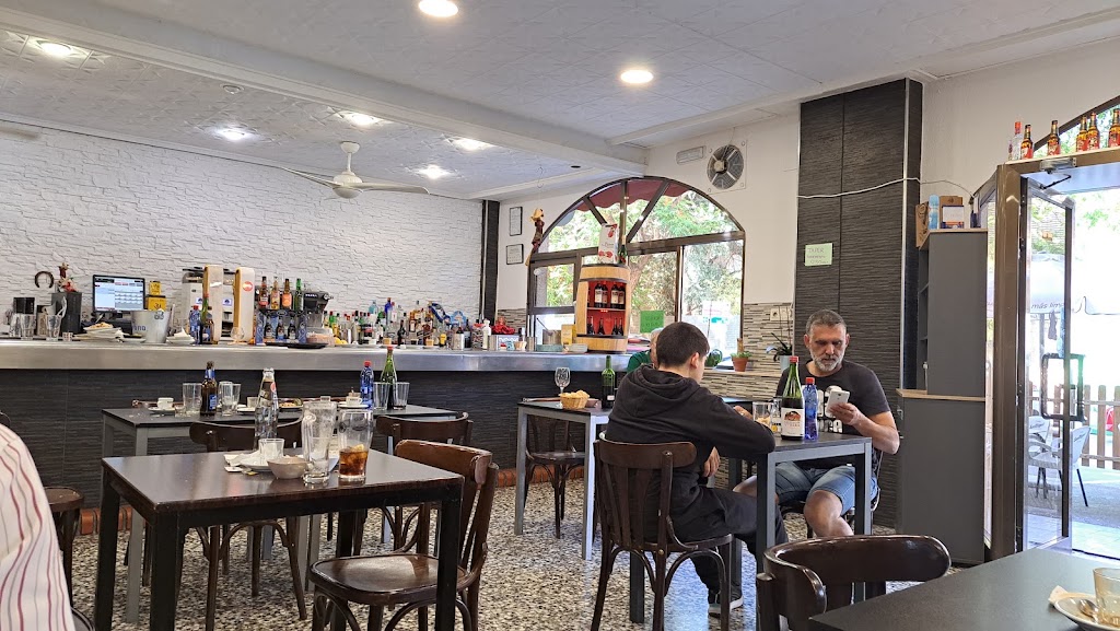 Bar restaurante Gallardo 2 — Ambiente
