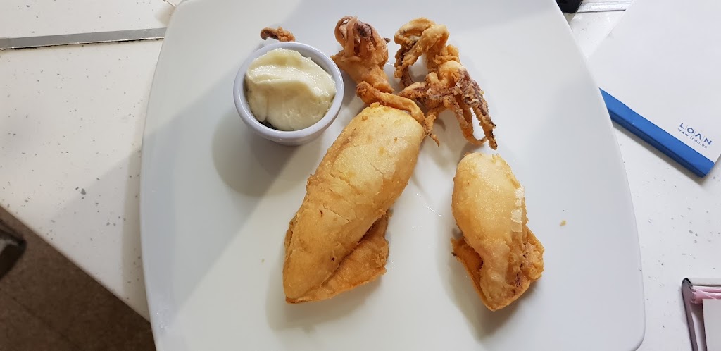 Bar Los Tambores — Comida y bebida