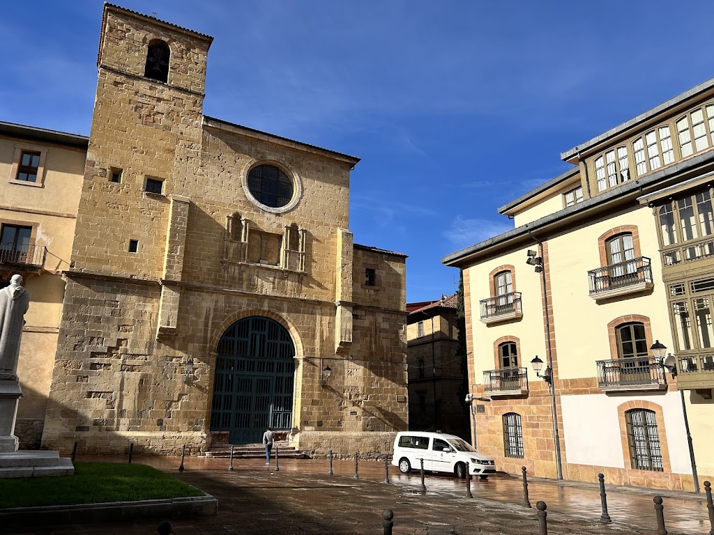 Iglesia de Santa Maria la Real de la Corte