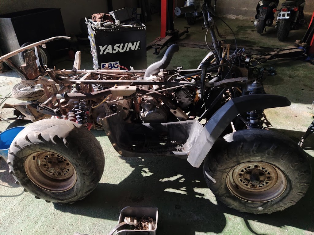 Motodespieces Despiece de Motos Roquetas de Mar - La Mojonera — Del propietario