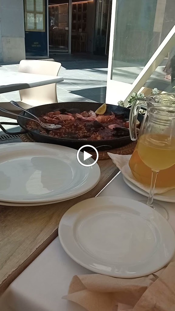 Pika Tapa — Videos